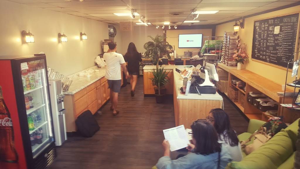 Waker Chicken (now named The Koop) | restaurant | 129 Locust Ln, State College, PA 16801, USA | 8149547807 OR +1 814-954-7807