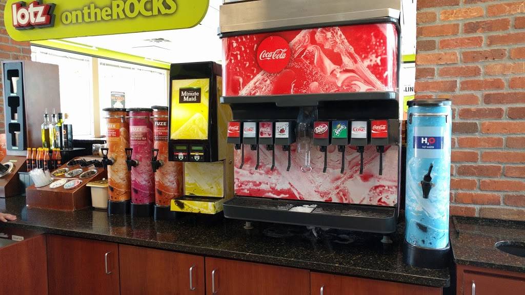 Schlotzskys | bakery | 8710 W Central Ave, Wichita, KS 67212, USA | 3164257720 OR +1 316-425-7720