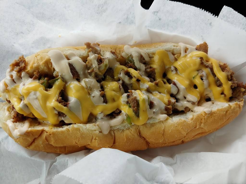 Reds BBQ | restaurant | 8505 E Adamo Dr, Tampa, FL 33619, USA | 7164702202 OR +1 716-470-2202