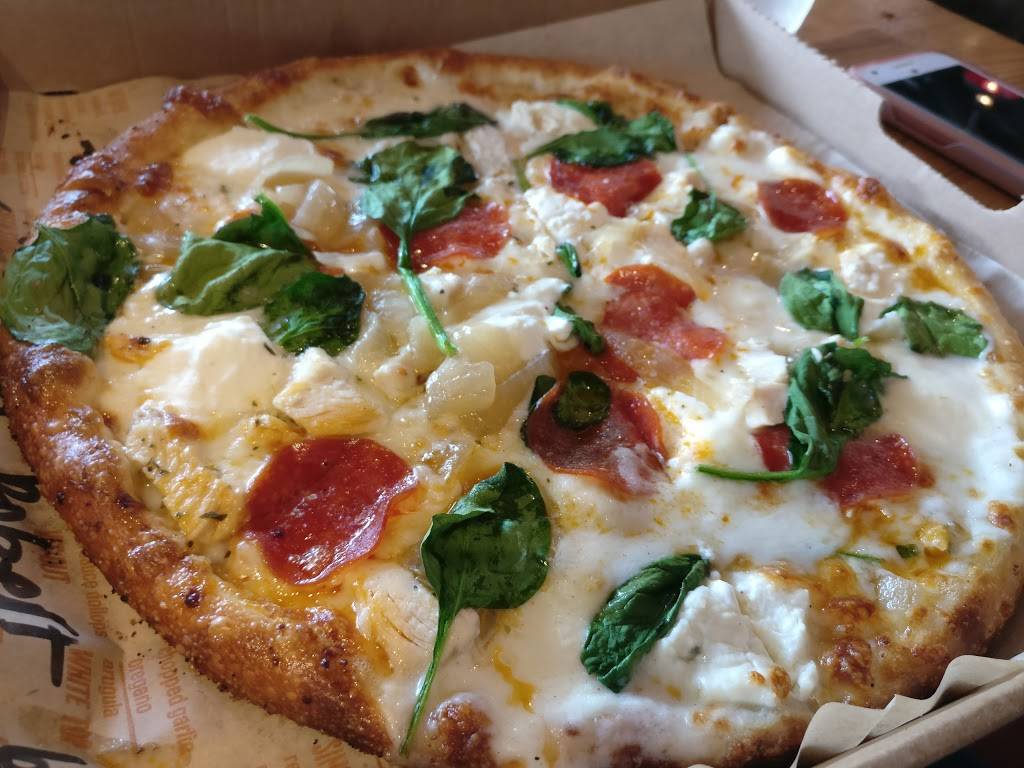 Blaze Pizza | meal takeaway | 4255 Campus Dr A120, Irvine, CA 92612, USA | 9492984841 OR +1 949-298-4841