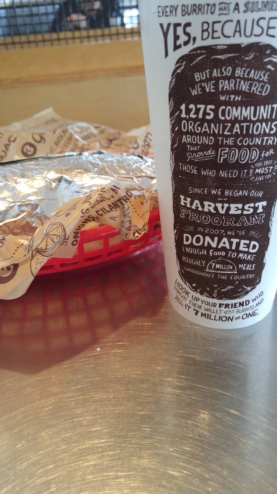 Chipotle Mexican Grill | restaurant | 1092 N Mountain Ave, Upland, CA 91786, USA | 9095790999 OR +1 909-579-0999