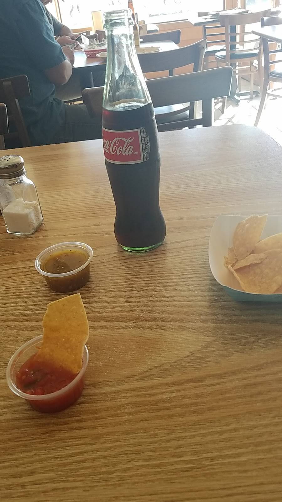 Del Valle Grill | restaurant | 5746 Hollister Ave, Goleta, CA 93117, USA | 8056831719 OR +1 805-683-1719