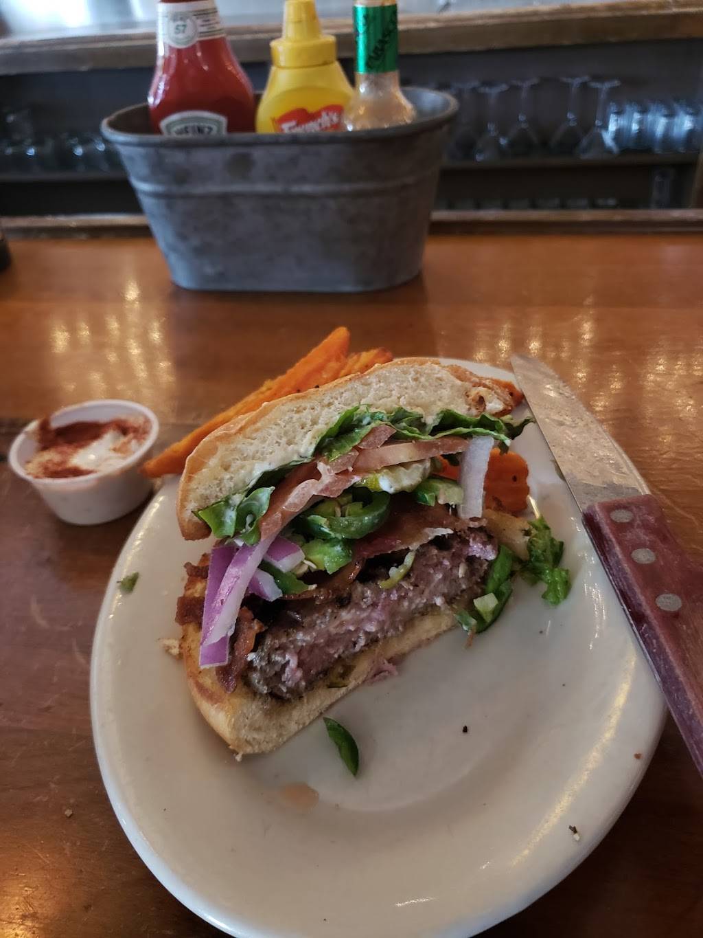 Phoenix Saloon | restaurant | 193 W San Antonio St, New Braunfels, TX 78130, USA | 8306431400 OR +1 830-643-1400