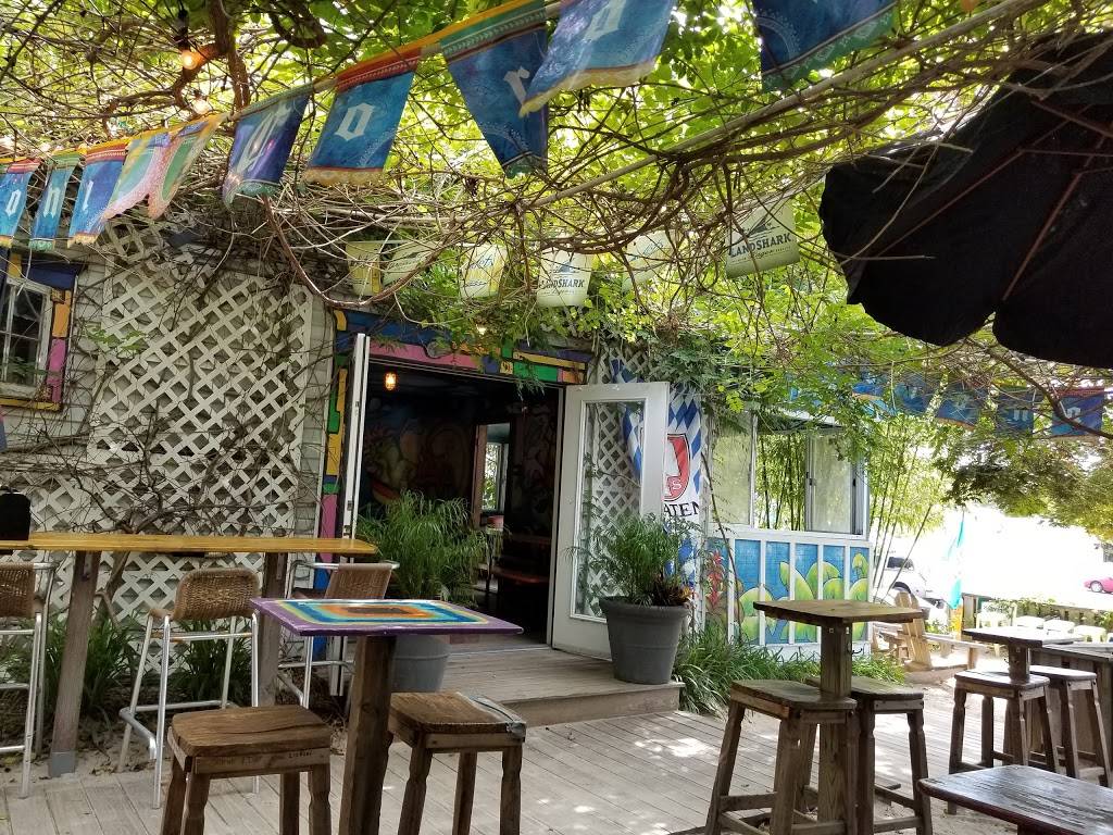 Purple Parrot Grill | restaurant | 134 Rehoboth Ave, Rehoboth Beach, DE 19971, USA | 3022261139 OR +1 302-226-1139