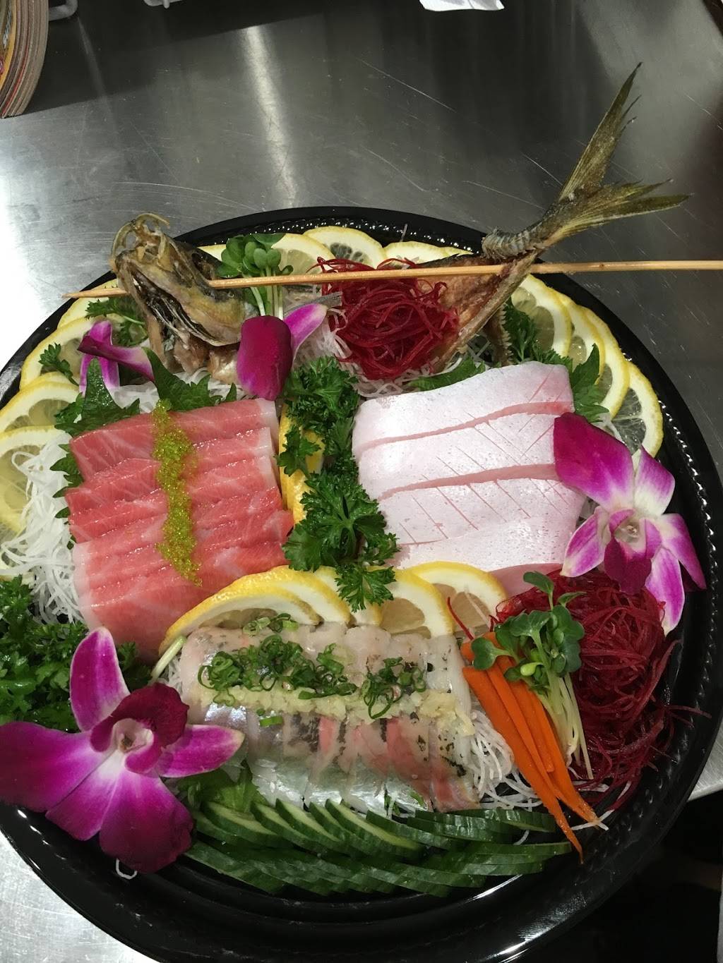 Hana Sushi #6 | restaurant | 39760 Winchester Rd unit b, Temecula, CA 92591, USA | 9513816595 OR +1 951-381-6595