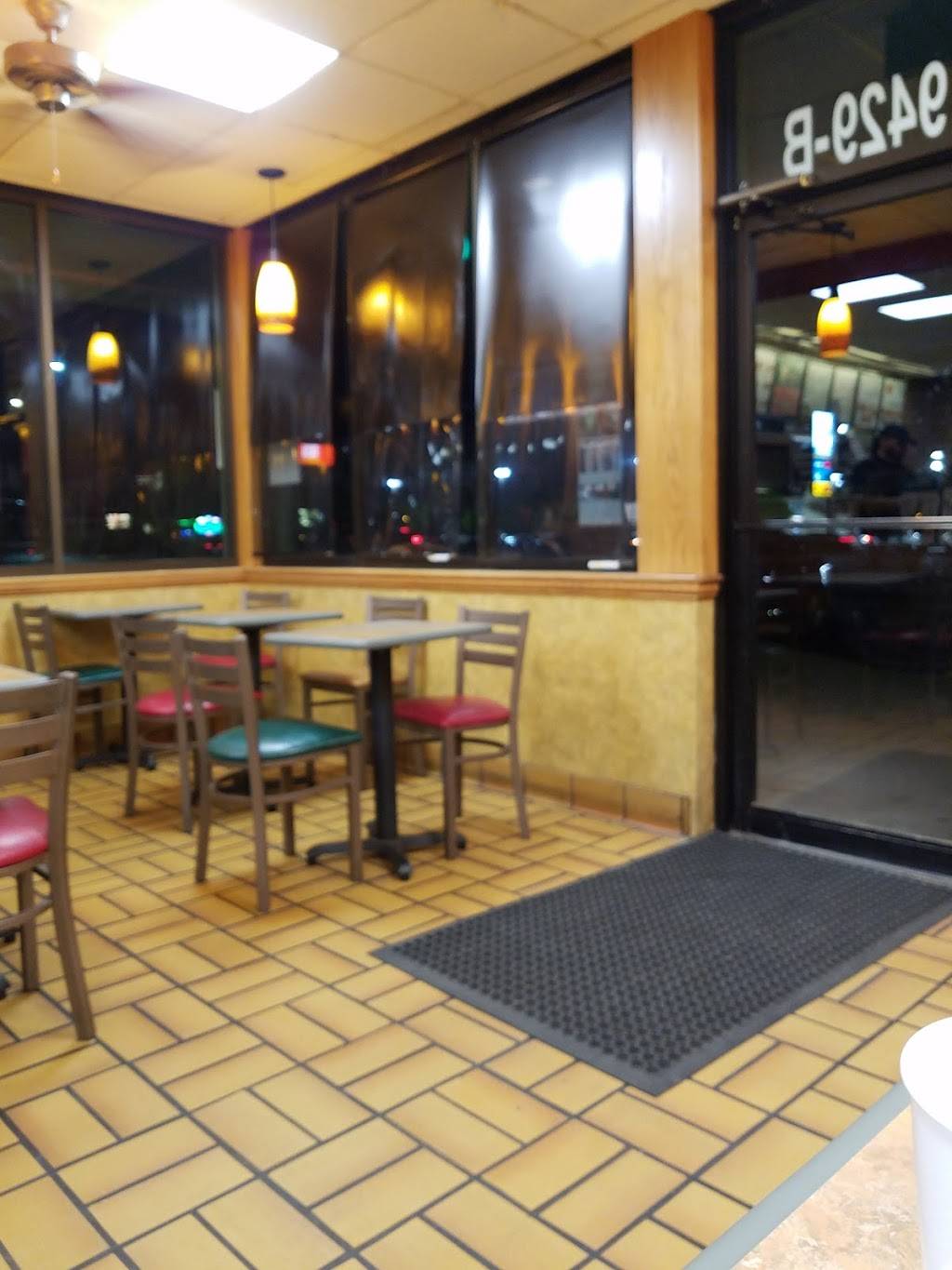 Subway | restaurant | 9429 Dyer St, El Paso, TX 79924, USA | 9157570606 OR +1 915-757-0606