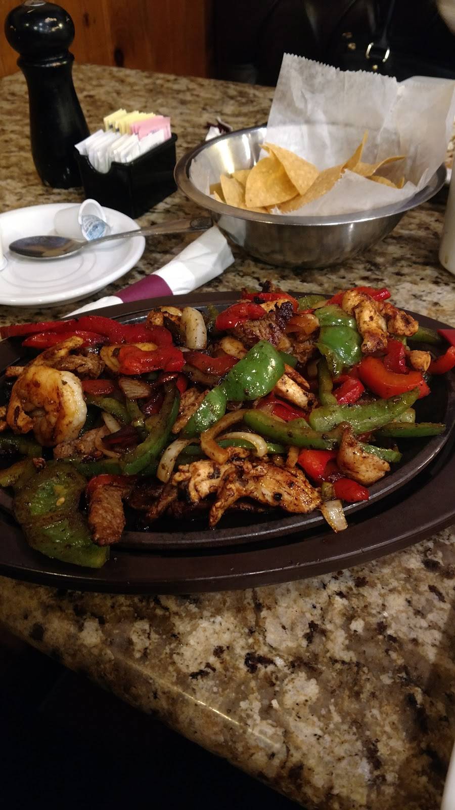 Plaza Azteca | restaurant | 23 Windigrove Dr, Waynesboro, VA 22980, USA | 5409494205 OR +1 540-949-4205