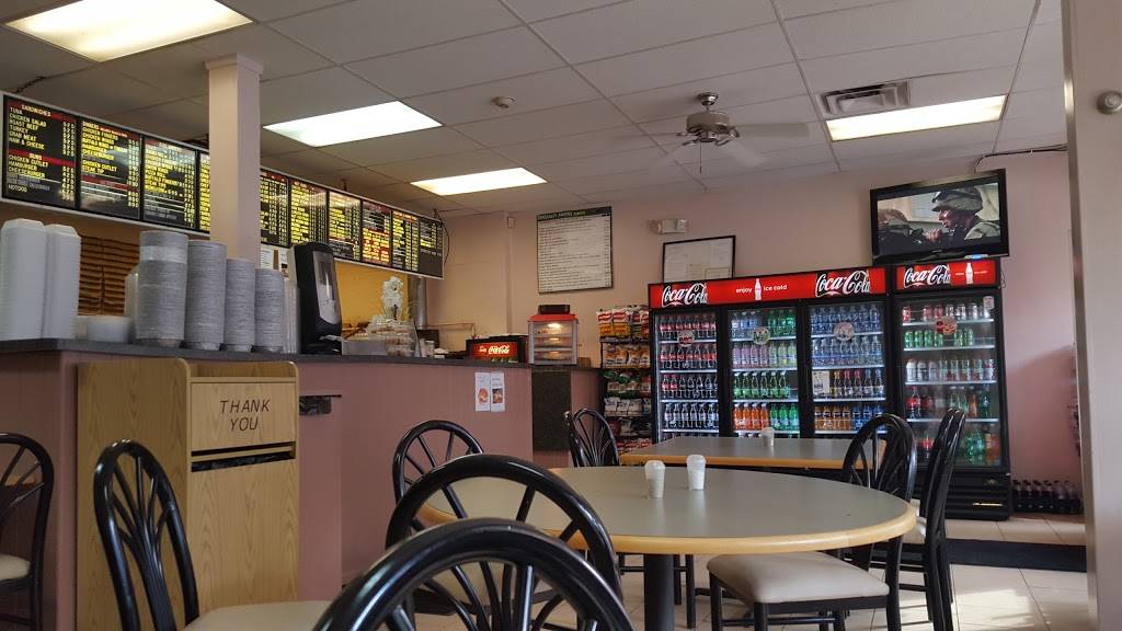 Leonardos Pizzeria | restaurant | 273 Main St, Gloucester, MA 01930, USA | 9782817882 OR +1 978-281-7882