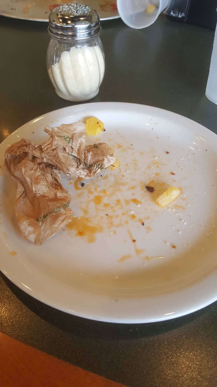 Round Table Pizza | meal delivery | 716 Contra Costa Blvd, Pleasant Hill, CA 94523, USA | 9257983355 OR +1 925-798-3355