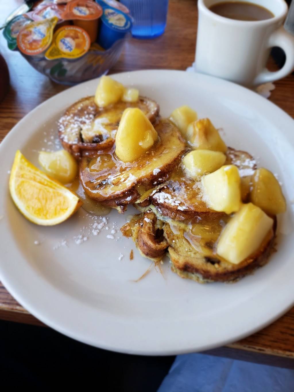 Blueberry Hill Breakfast Cafe | restaurant | 49 South La Grange Road, La Grange, IL 60525, USA | 7083524900 OR +1 708-352-4900