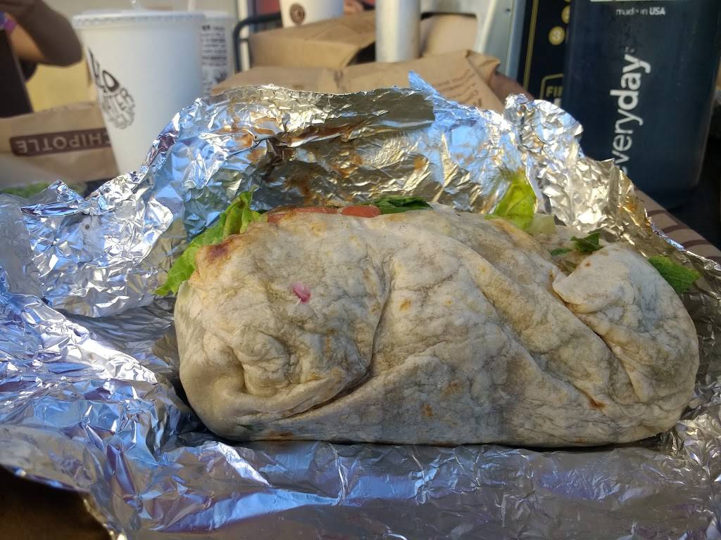 Chipotle Mexican Grill | restaurant | 3830 Truxel Rd Ste 300, Sacramento, CA 95834, USA | 9165749671 OR +1 916-574-9671