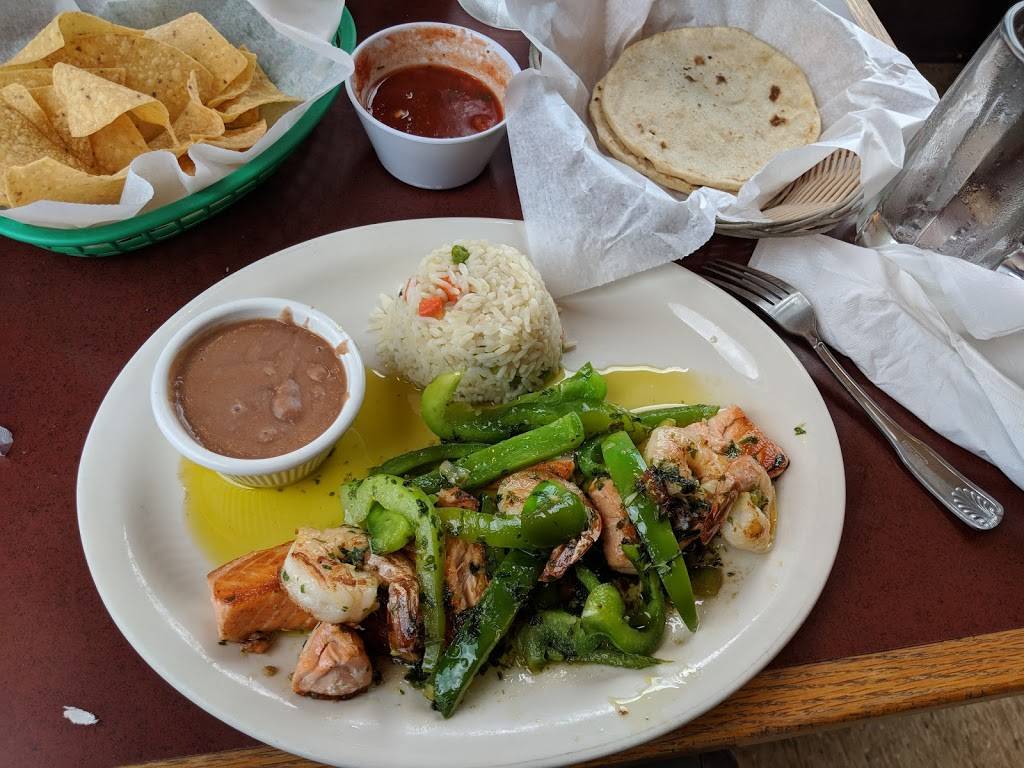 El Pollo Ranchero Inc | restaurant | 6324 Richmond Hwy, Alexandria, VA 22306, USA | 7037212000 OR +1 703-721-2000