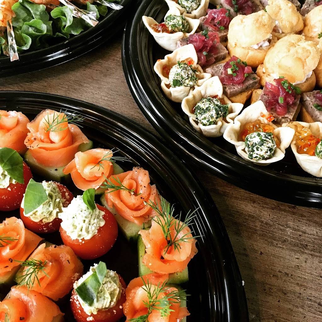 Marmiton service de traiteur Inc (le) | restaurant | 346 Rue Racine, Granby, QC J2G 3B8, Canada | 4503604889 OR +1 450-360-4889