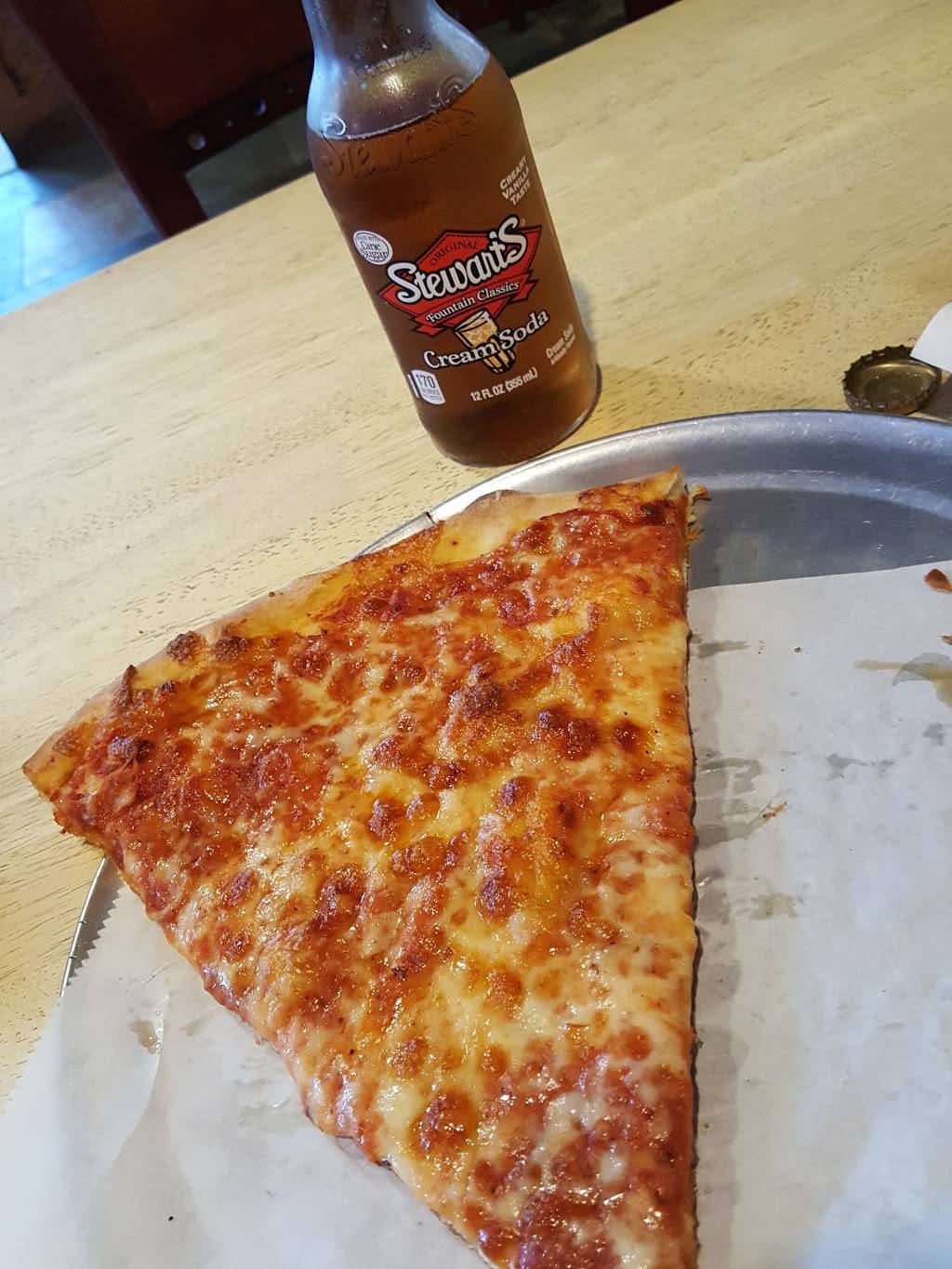 Paparazzi Pizza | meal delivery | 200 Summit Ave, Jersey City, NJ 07304, USA | 2019186008 OR +1 201-918-6008