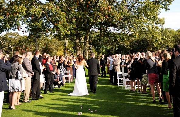 Laurel Lane Country Club | restaurant | 309 Laurel Ln, West Kingston, RI 02892, USA | 4017833844 OR +1 401-783-3844