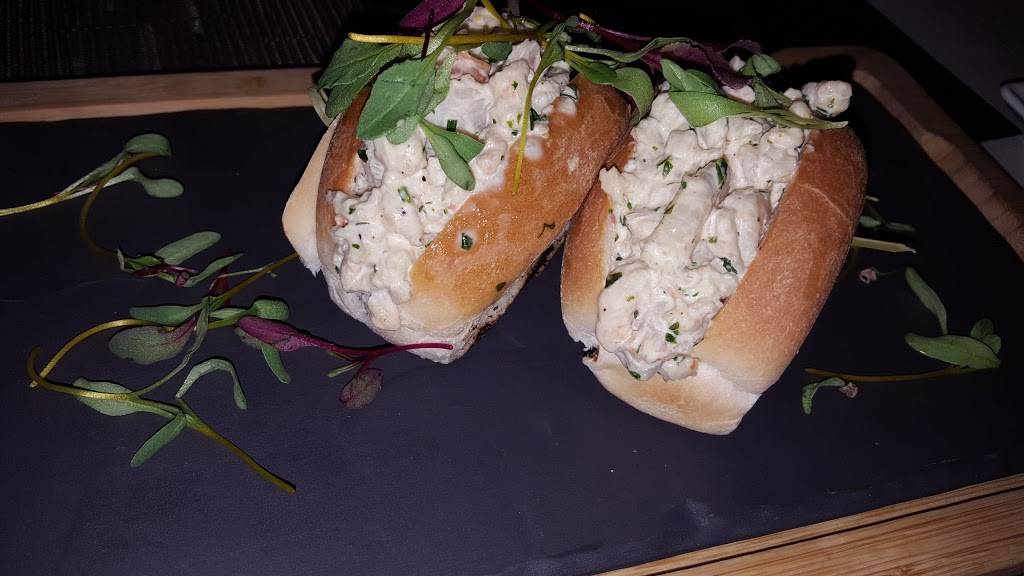 Monte Cristo | restaurant | 3400 Ch Ste-Foy, Québec, QC G1X 1S6, Canada | 4186535221 OR +1 418-653-5221