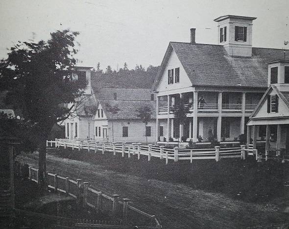 Craftsbury Public House | restaurant | 107 S Craftsbury Rd, Craftsbury, VT 05826, USA | 8025862858 OR +1 802-586-2858