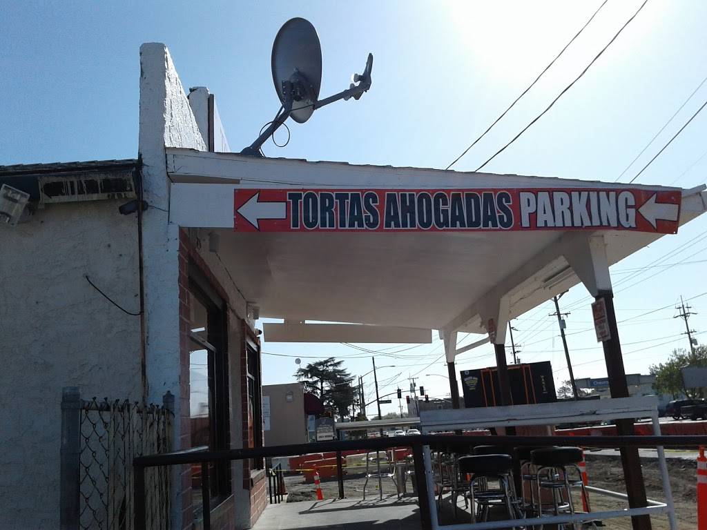 Tortas Ahogadas El Tio | restaurant | 3400 Main St, Oakley, CA 94561, USA | 9256265773 OR +1 925-626-5773