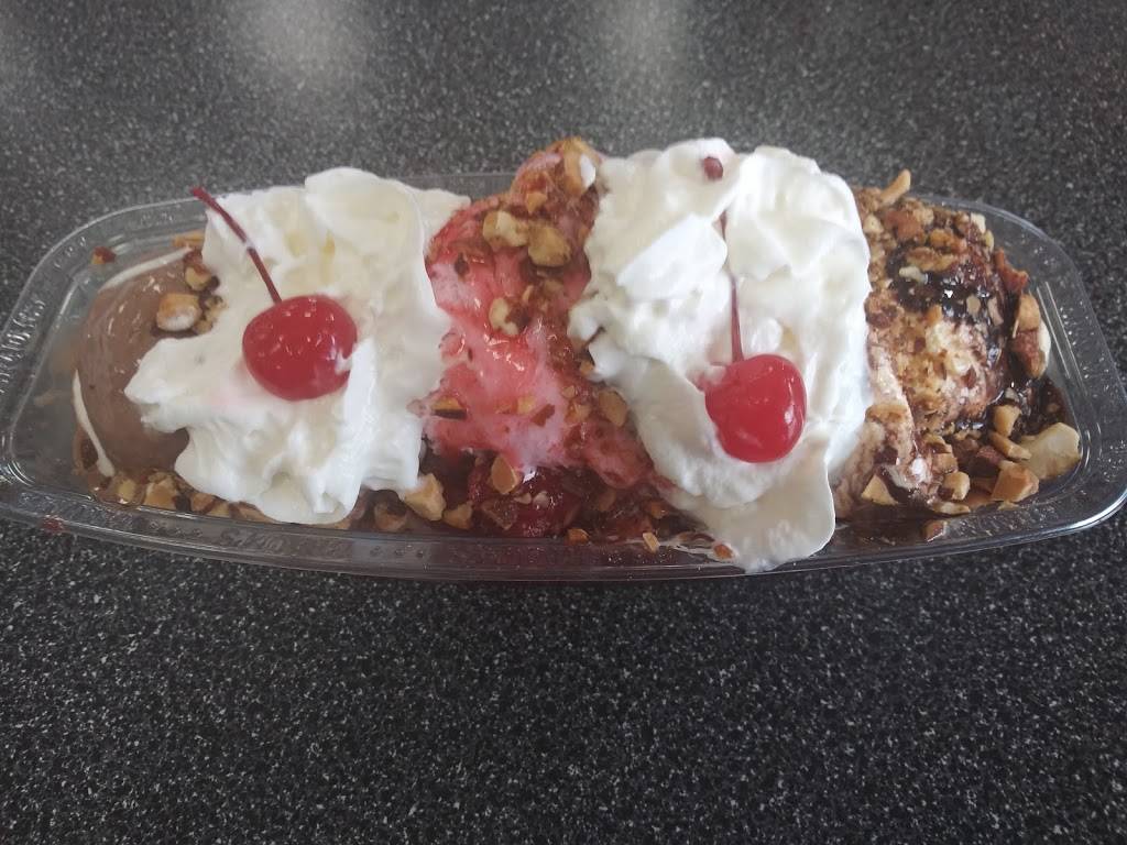 Braums Ice Cream & Burger Restaurant | restaurant | 1102 W Walnut St, Rogers, AR 72756, USA | 4796318977 OR +1 479-631-8977