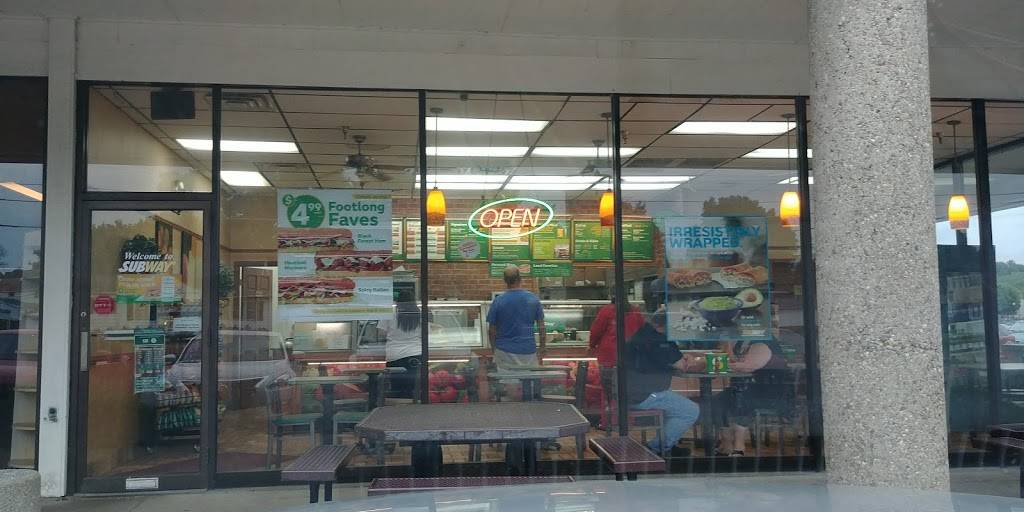 Subway | restaurant | 420 W 4th St, Ceredo, WV 25507, USA | 3044533731 OR +1 304-453-3731