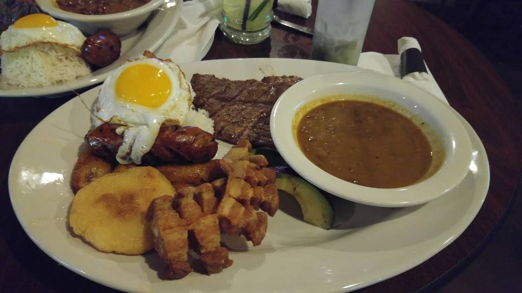 Congas Restaurant & Lounge | restaurant | 7021 W Higgins Ave, Chicago, IL 60656, USA | 7737756615 OR +1 773-775-6615