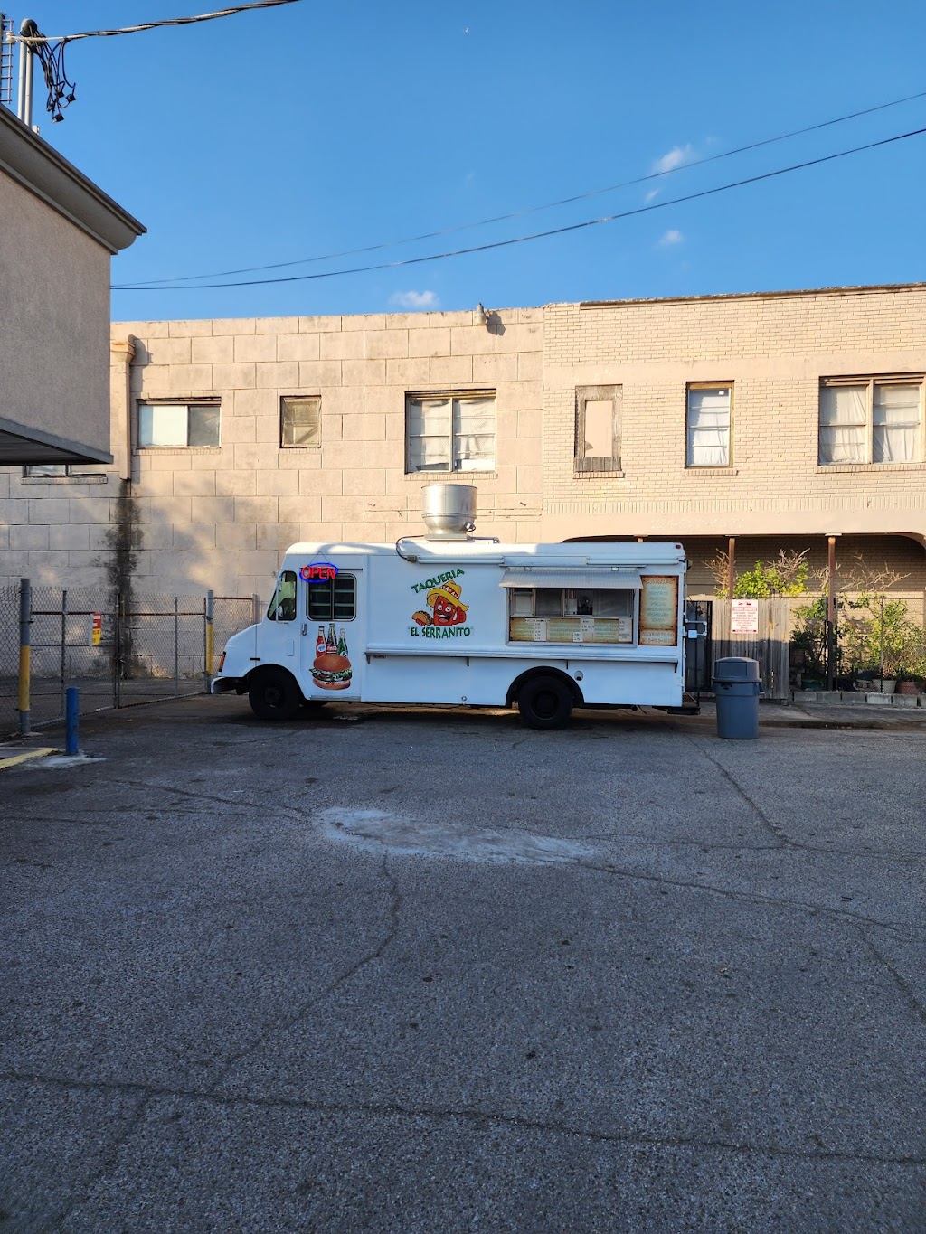 Taqueria El Serranito | restaurant | 6649 Harrisburg Blvd, Houston, TX 77011, USA | 3467639186 OR +1 346-763-9186