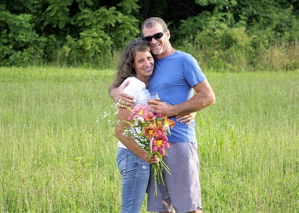 Sideways Farm & Brewery | restaurant | 62 Eade Rd, Etowah, NC 28729, USA | 8285954001 OR +1 828-595-4001