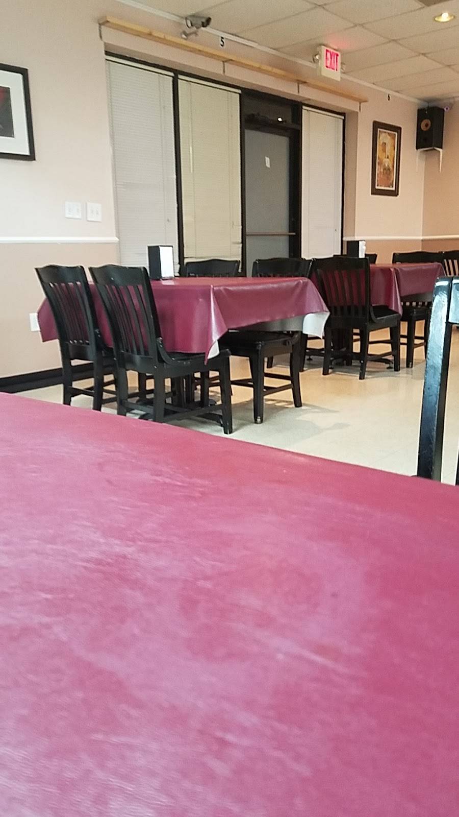 Zoewees Restaurant | restaurant | 4112 N Tryon St, Charlotte, NC 28206, USA | 7045599503 OR +1 704-559-9503