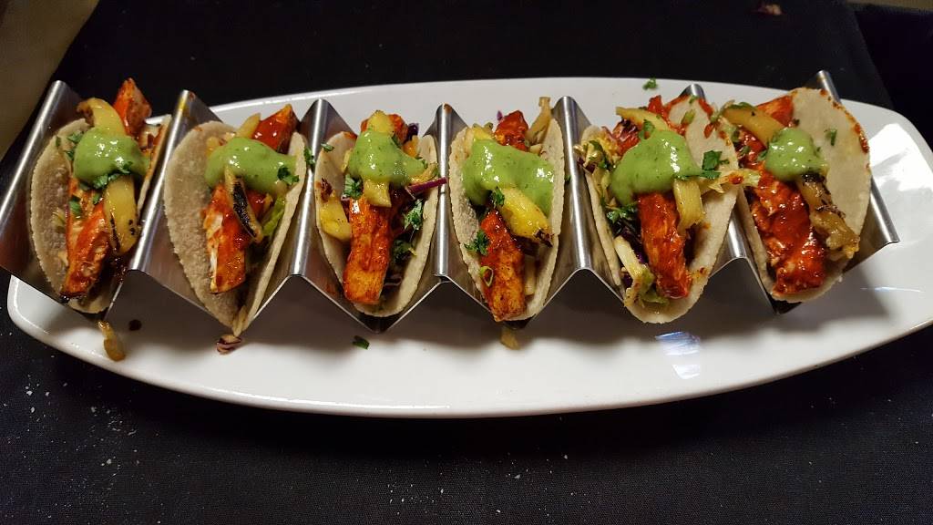 La Fonda On Main | restaurant | 2415 N Main Ave, San Antonio, TX 78212, USA | 2107330621 OR +1 210-733-0621