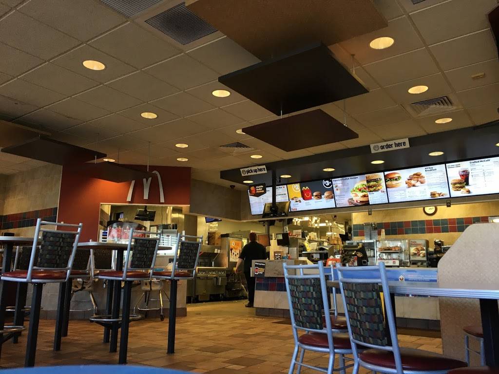 McDonalds | cafe | 7518 Lapeer Rd, Davison, MI 48423, USA | 8106580245 OR +1 810-658-0245