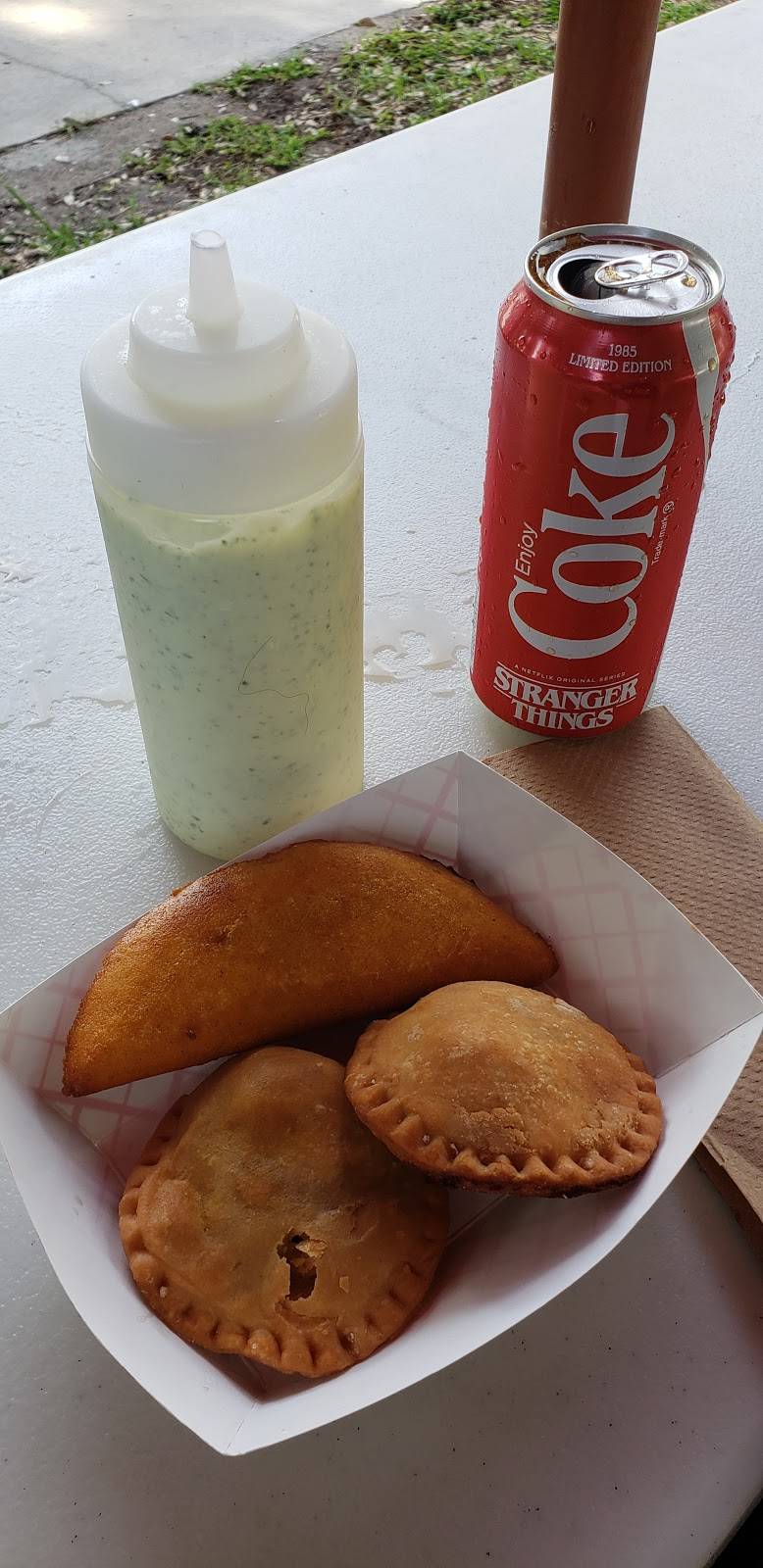 Estacion Zuliana Food truck | restaurant | 4516 Hoffner Ave, Orlando, FL 32812, USA | 4078378778 OR +1 407-837-8778