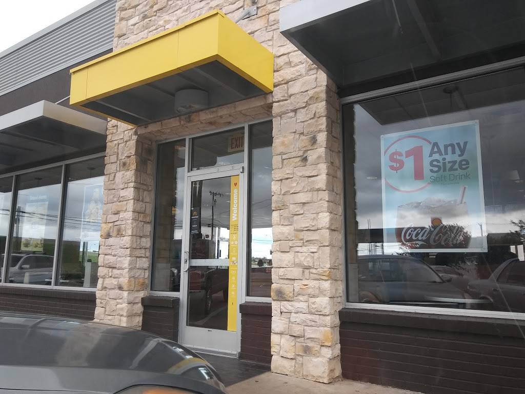 McDonalds | cafe | 1308 E Airport Fwy, Irving, TX 75062, USA | 9724384883 OR +1 972-438-4883