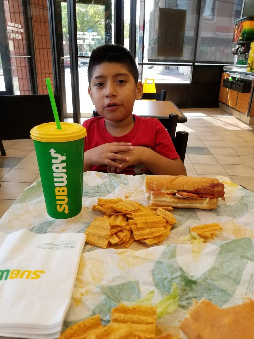 Subway Restaurants | restaurant | 597 Bay St, Staten Island, NY 10304, USA | 7187276196 OR +1 718-727-6196