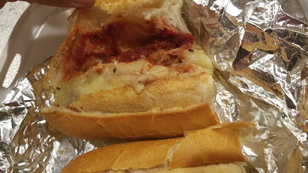 Lil Anthonys Pizza | restaurant | 425 Avalon Park S Blvd, Orlando, FL 32828, USA | 4077378241 OR +1 407-737-8241