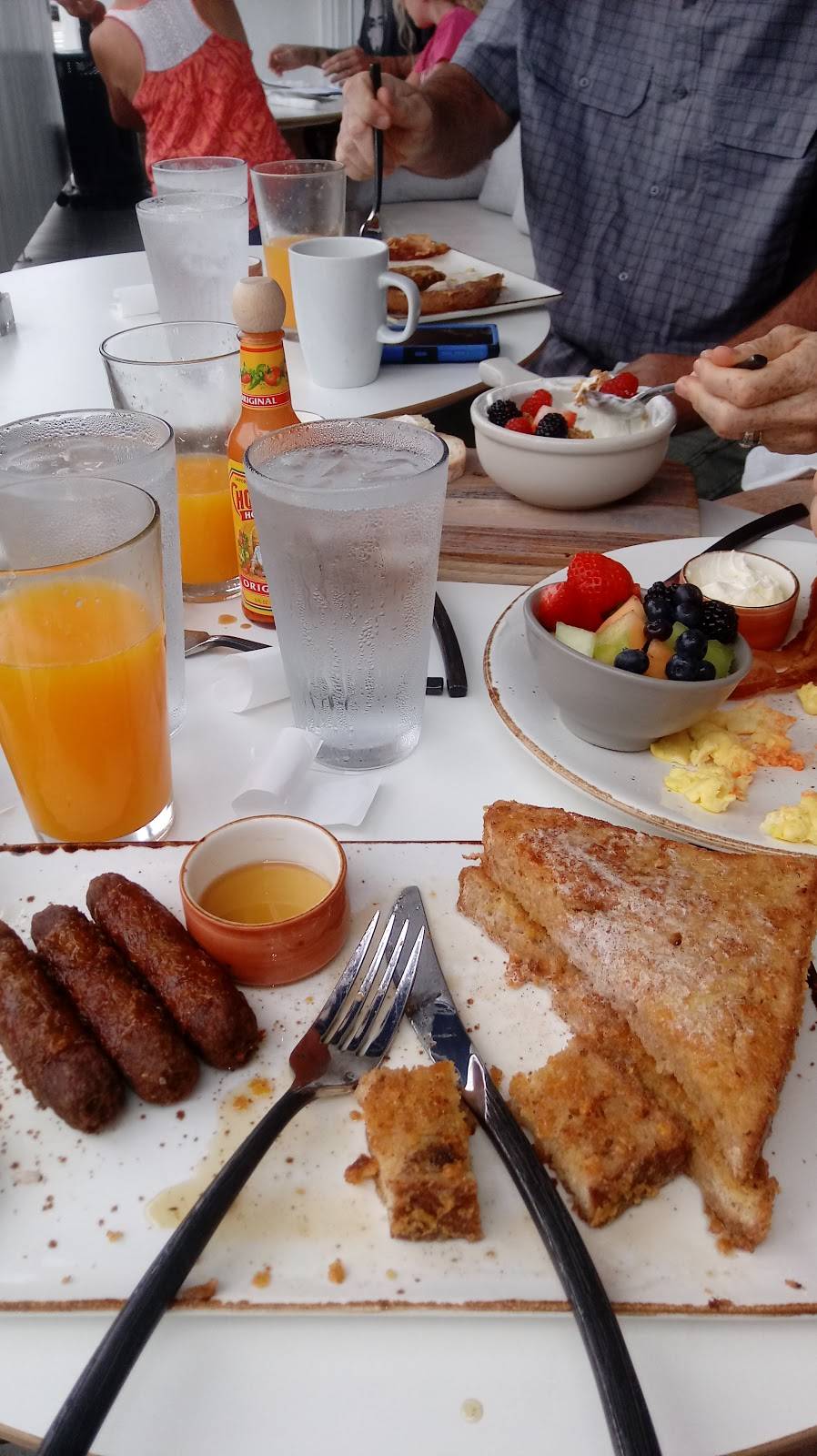 Serve On 2nd | restaurant | 190 Hermosa Ave, Hermosa Beach, CA 90254, USA | 3105040381 OR +1 310-504-0381