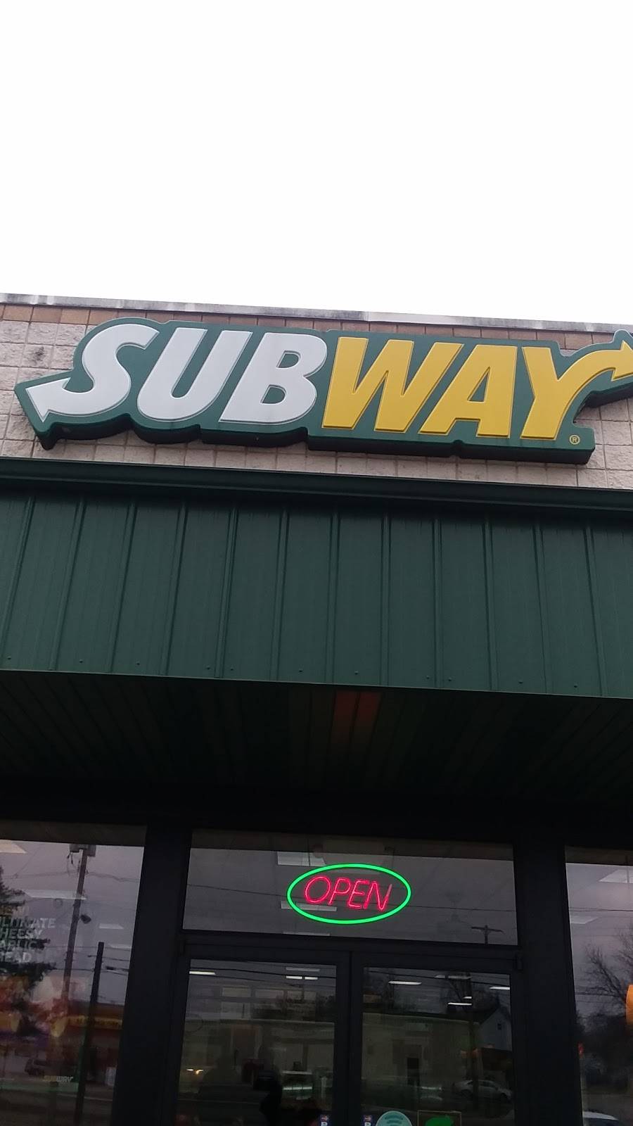 Subway | restaurant | 3822 Fenton Rd, Flint, MI 48507, USA | 8102343248 OR +1 810-234-3248