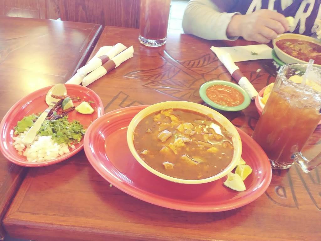 Tienda El Maguey Mexican Restaurant | restaurant | 8406 Collinsville Rd, Collinsville, IL 62234, USA | 6183449763 OR +1 618-344-9763