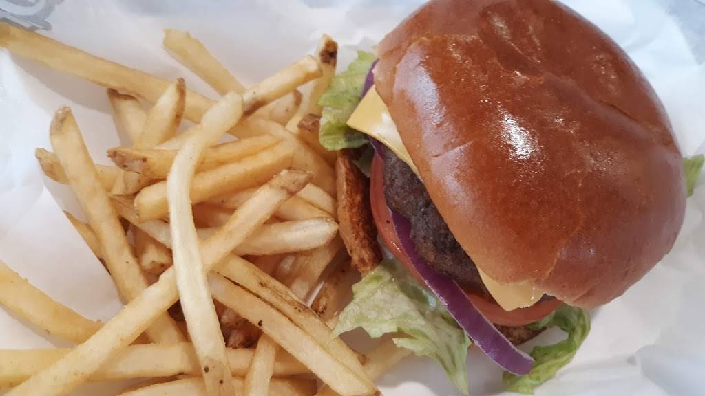 Hardees | restaurant | 5775 Old Hickory Blvd, Hermitage, TN 37076, USA | 6153913228 OR +1 615-391-3228