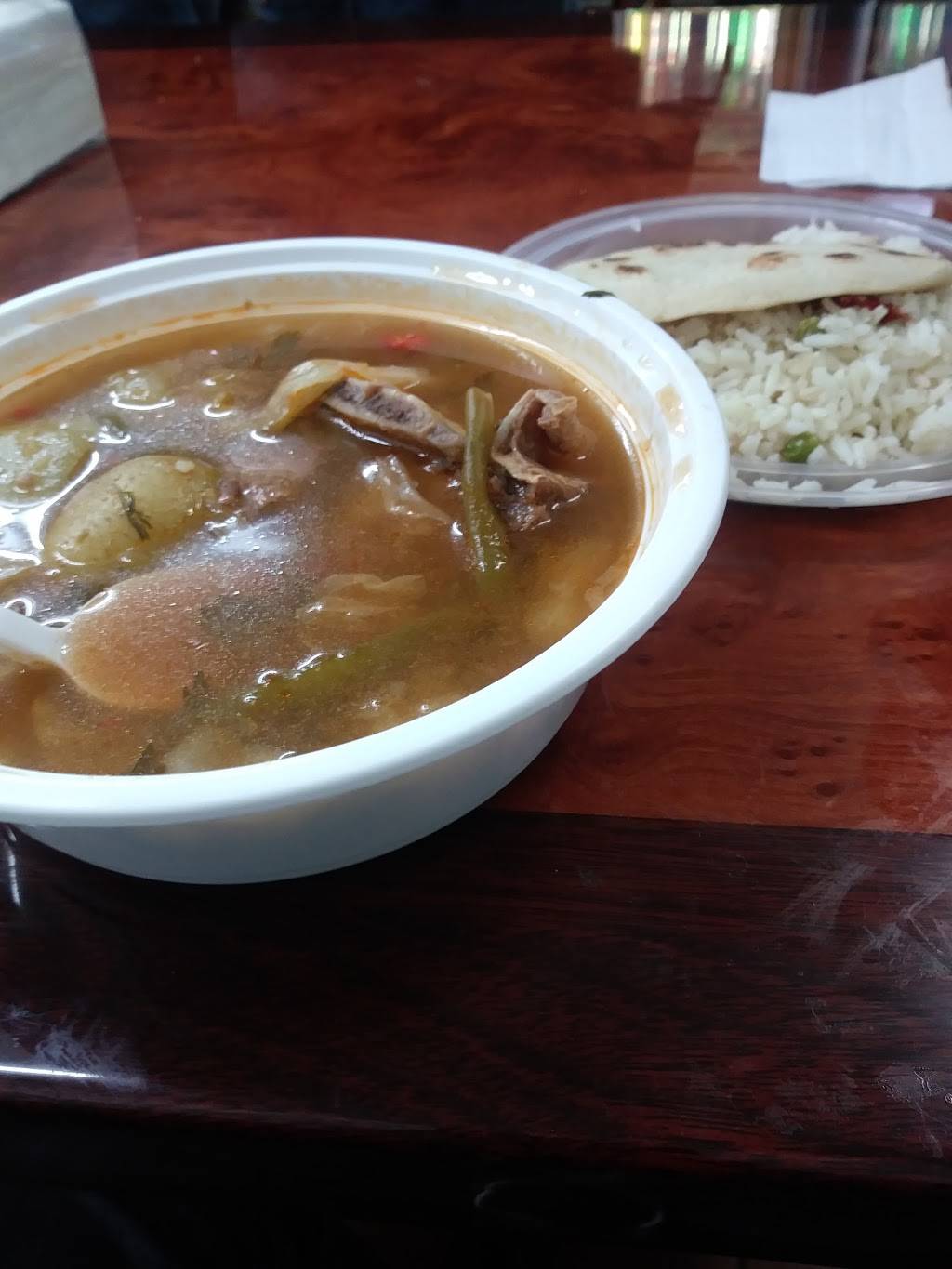 La Chapincita | restaurant | 14307 Hillside Avenue, Jamaica, NY 11435, USA | 7182062008 OR +1 718-206-2008