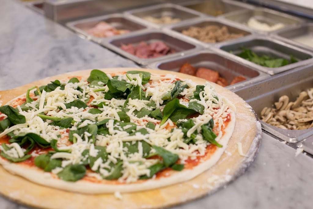 Oven 360 Walkerside | restaurant | 3873 Walker Rd Unit 106, Windsor, ON N8W 3T1, Canada | 5192500360 OR +1 519-250-0360