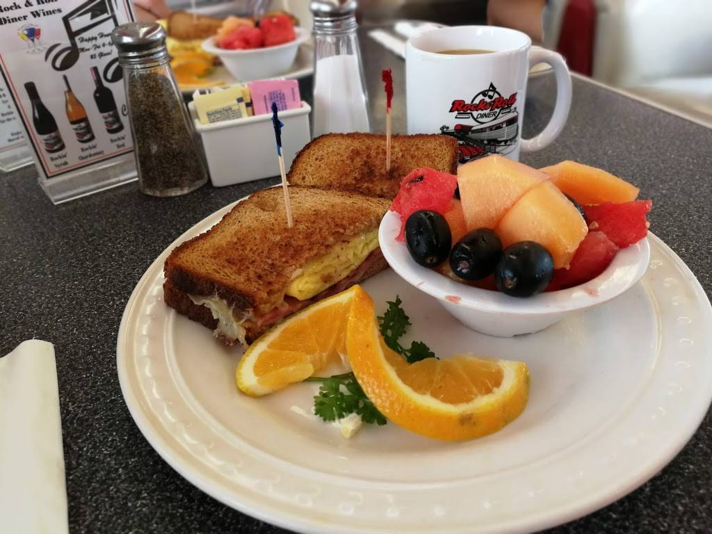 Rock & Roll Diner | restaurant | 1300 Railroad St, Oceano, CA 93445, USA | 8054732040 OR +1 805-473-2040