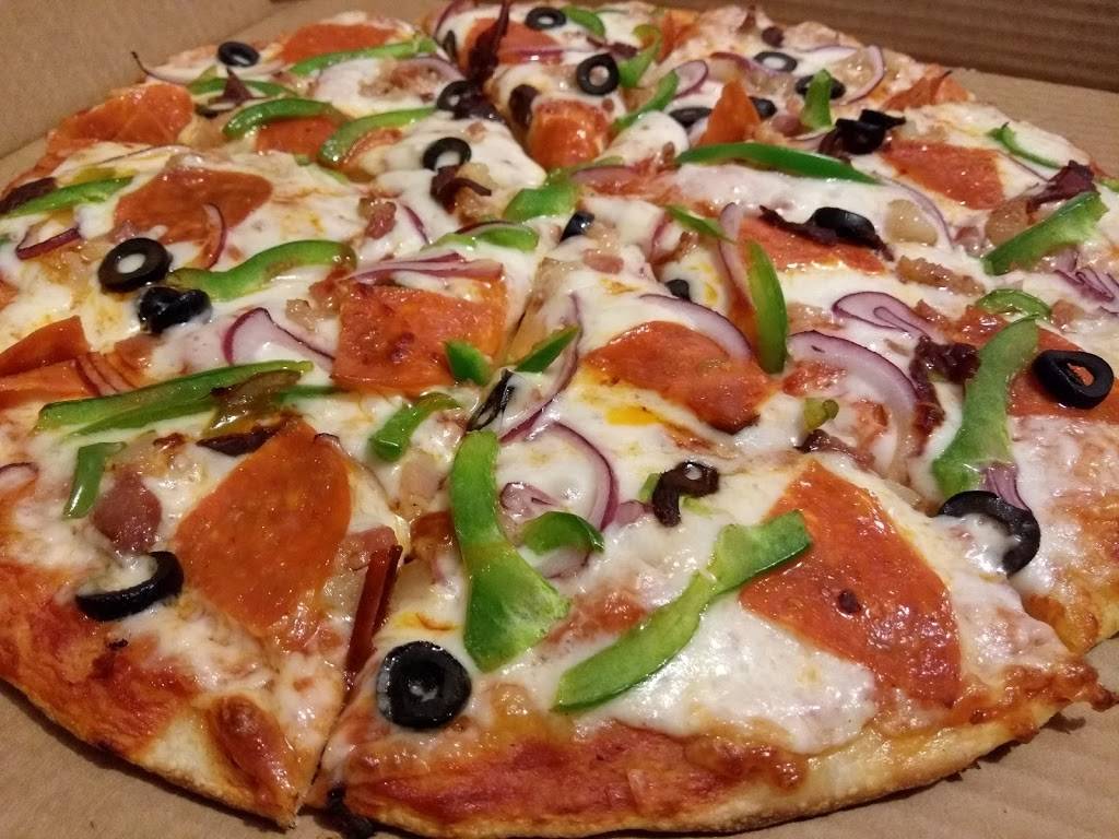 Pizza Matty | restaurant | Calle de las Aguas A1, Villa Del Sol III, 22205 Tijuana, B.C., Mexico | 016647304077 OR +52 664 730 4077