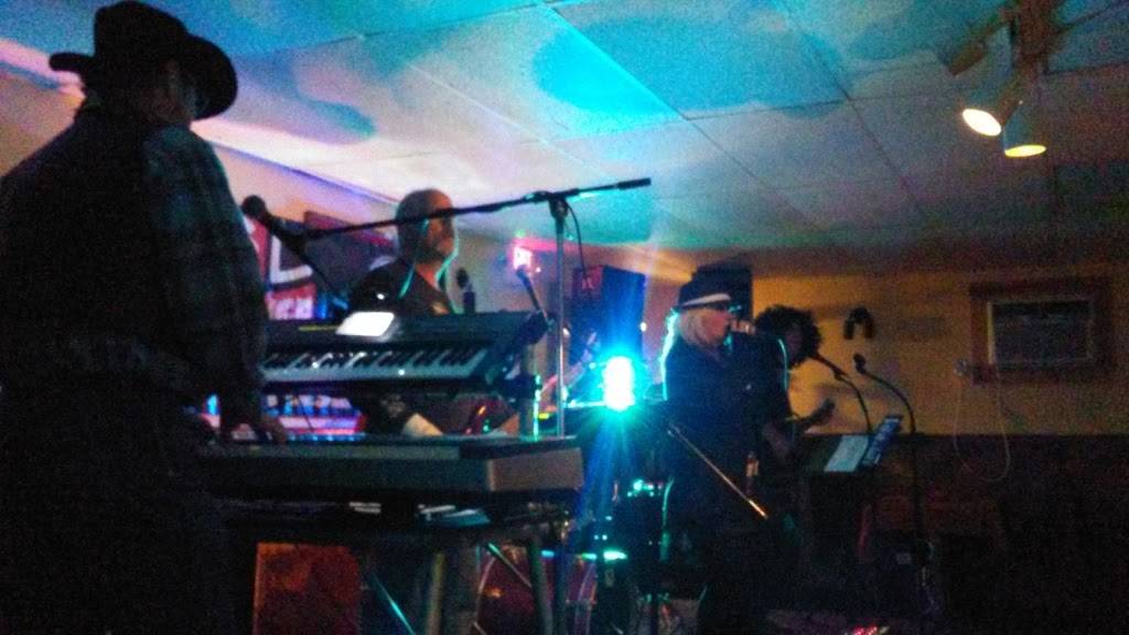 New Old Oak | restaurant | 74 E Main St, Merrimac, MA 01860, USA | 9783469997 OR +1 978-346-9997