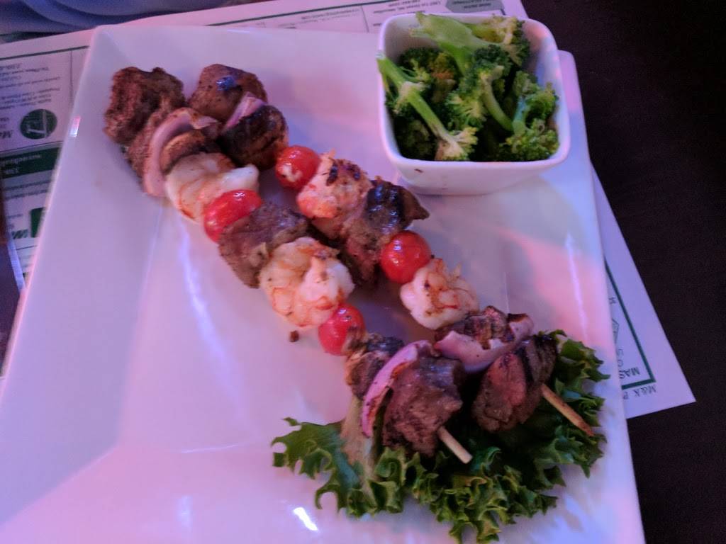 BreakAway Sports Pub & Grill | restaurant | 1159, 9, N Main St, Navarre, OH 44662, USA | 3307917900 OR +1 330-791-7900