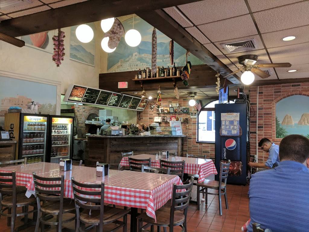 Renatos Pizza | restaurant | 36 S Maple Ave, Ridgewood, NJ 07450, USA | 2016523554 OR +1 201-652-3554