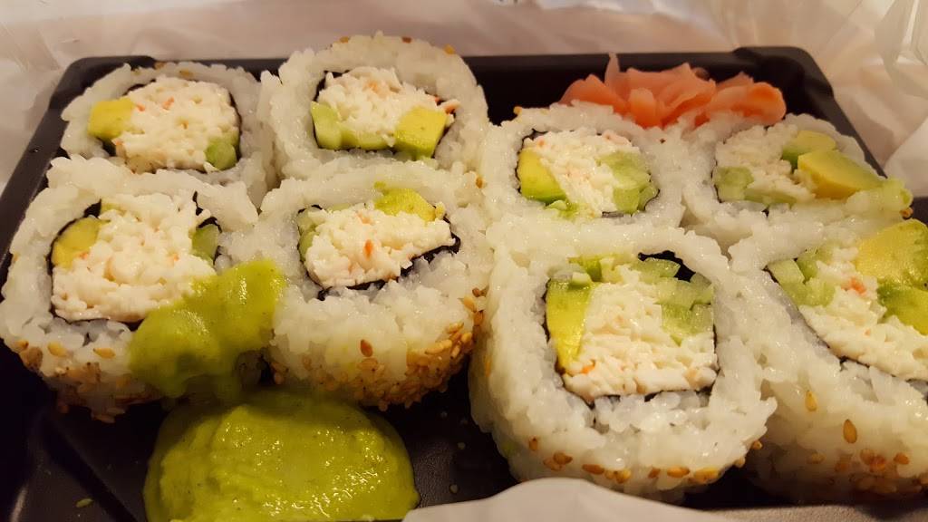 Panda Express | restaurant | 900 University Ave, Riverside, CA 92507, USA | 9518275754 OR +1 951-827-5754