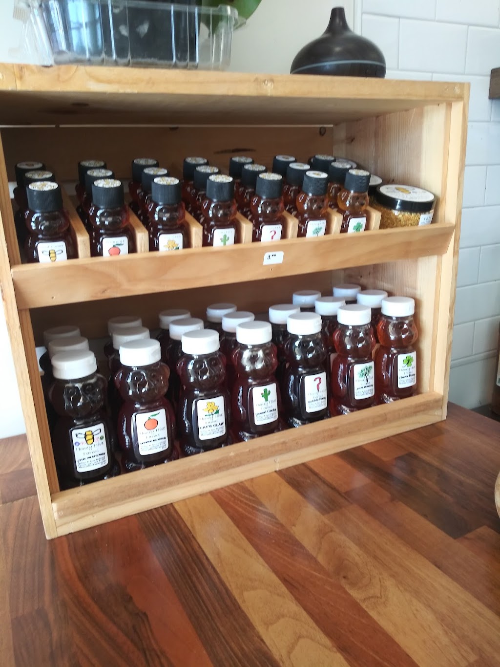 Honey Hive Farms | cafe | Inside Fruta, 222 E Warner Rd Suit 106 #b, Chandler, AZ 85225, USA | 6023308468 OR +1 602-330-8468
