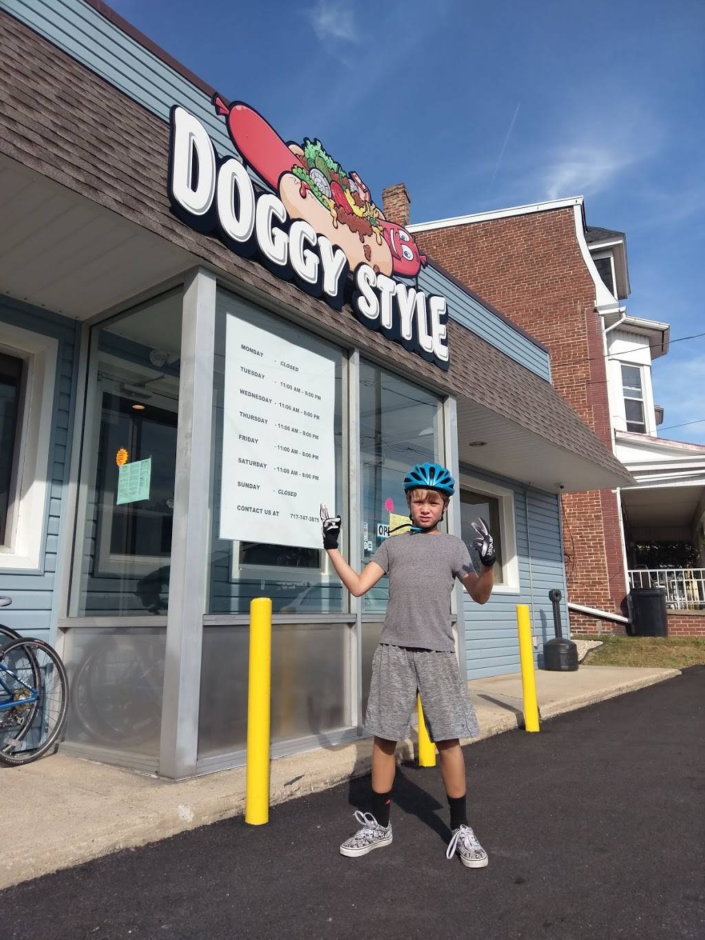 Doggy Style Grill | restaurant | 1277 W Market St, York, PA 17404, USA | 7177473875 OR +1 717-747-3875