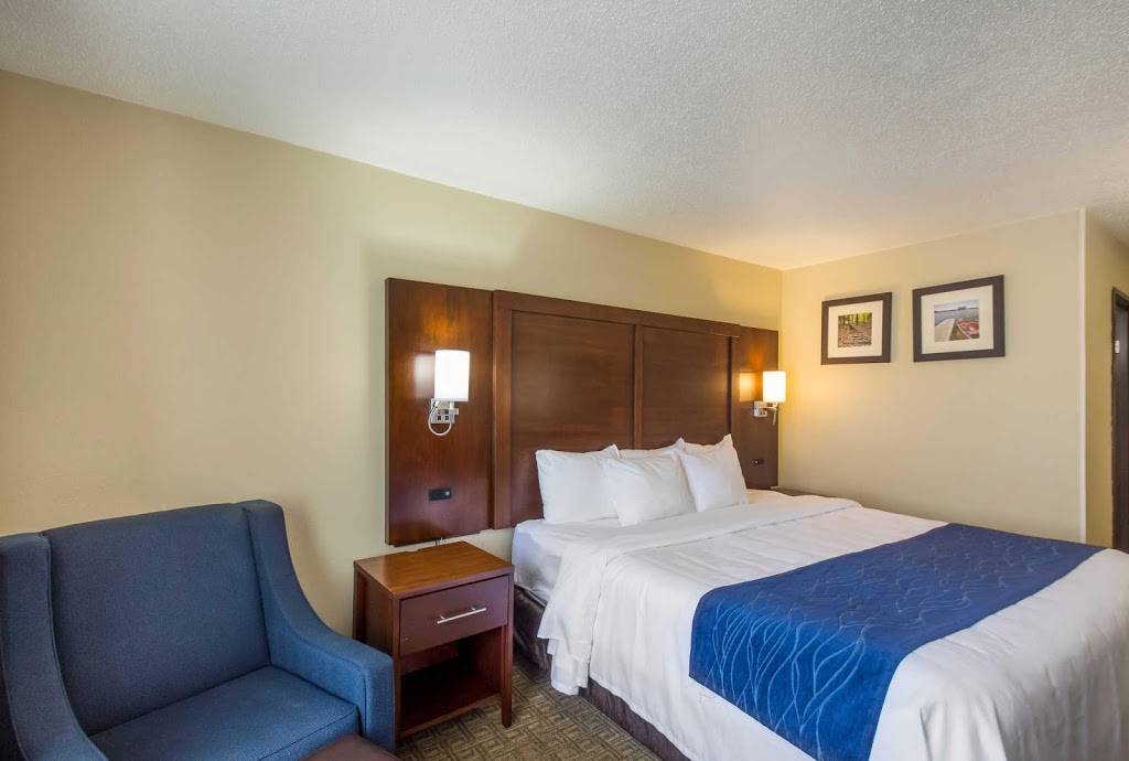 Comfort Inn | restaurant | 2841 Ramada Way, Green Bay, WI 54304, USA | 9204982060 OR +1 920-498-2060