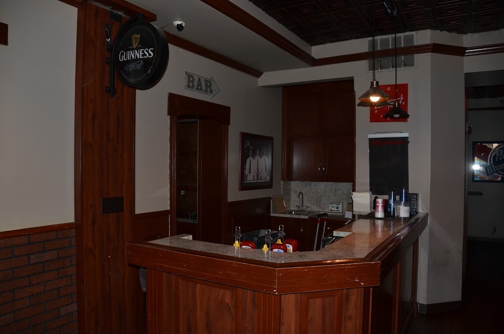 Lincoln Square Lounge | restaurant | 121 N Main St, Decatur, IL 62523, USA | 2174232180 OR +1 217-423-2180